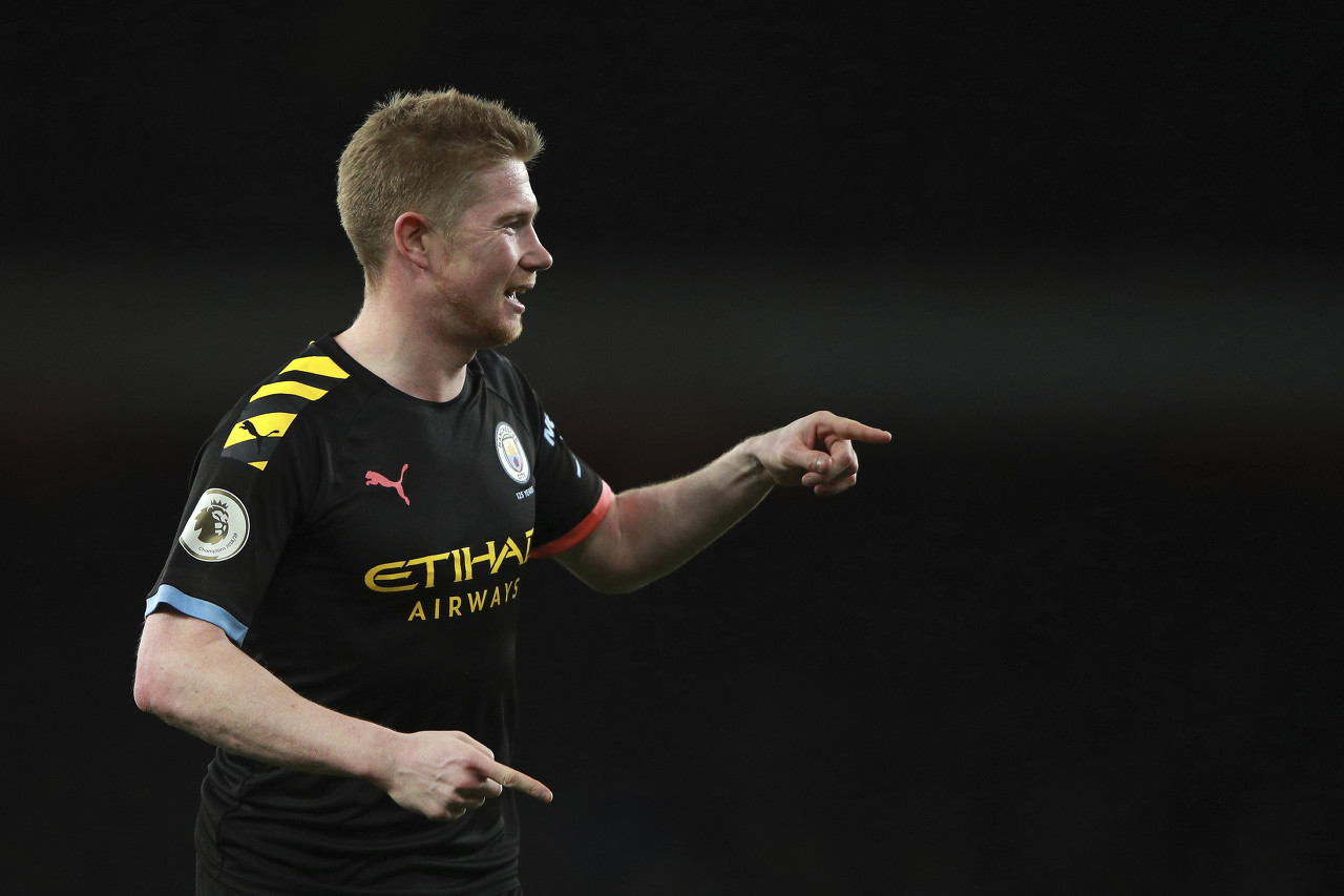 19岁107天，海文是曼联队史英超打入乌龙球最年轻的球员