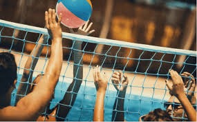 22分16篮板6助攻！克莱布-威尔逊奉献精彩表现+炸裂暴扣