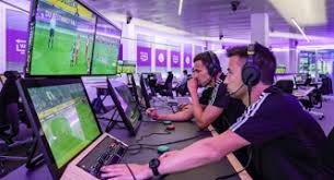 勇士队依然关注戴维斯交易，但交易细节尚未明朗