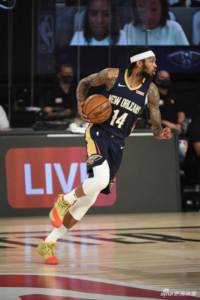 在复出的某 在复出的某