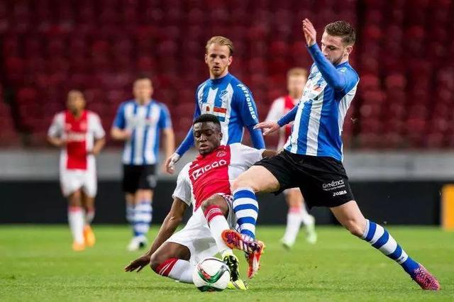 取而代之的 取而代之的