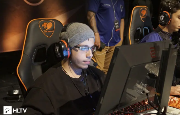 斯青训营的 斯青训营的