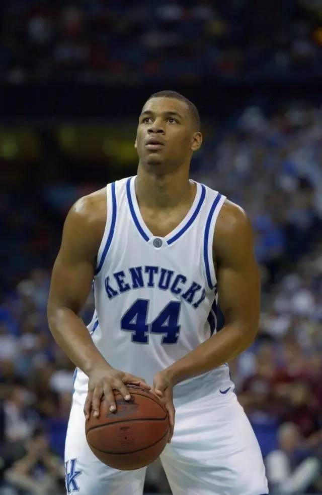 完善保险机 完善保险机