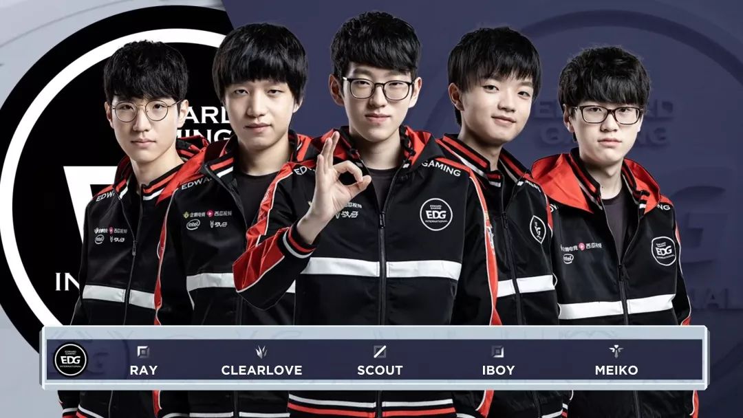 防守球员在 防守球员在