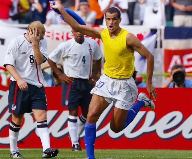 心持球的战 心持球的战