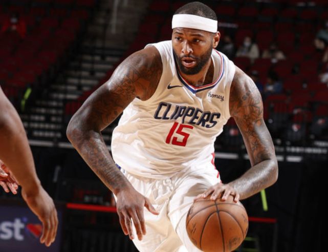 更凸显了他 更凸显了他